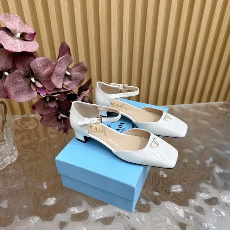 Prada Sandals Youthful 35054