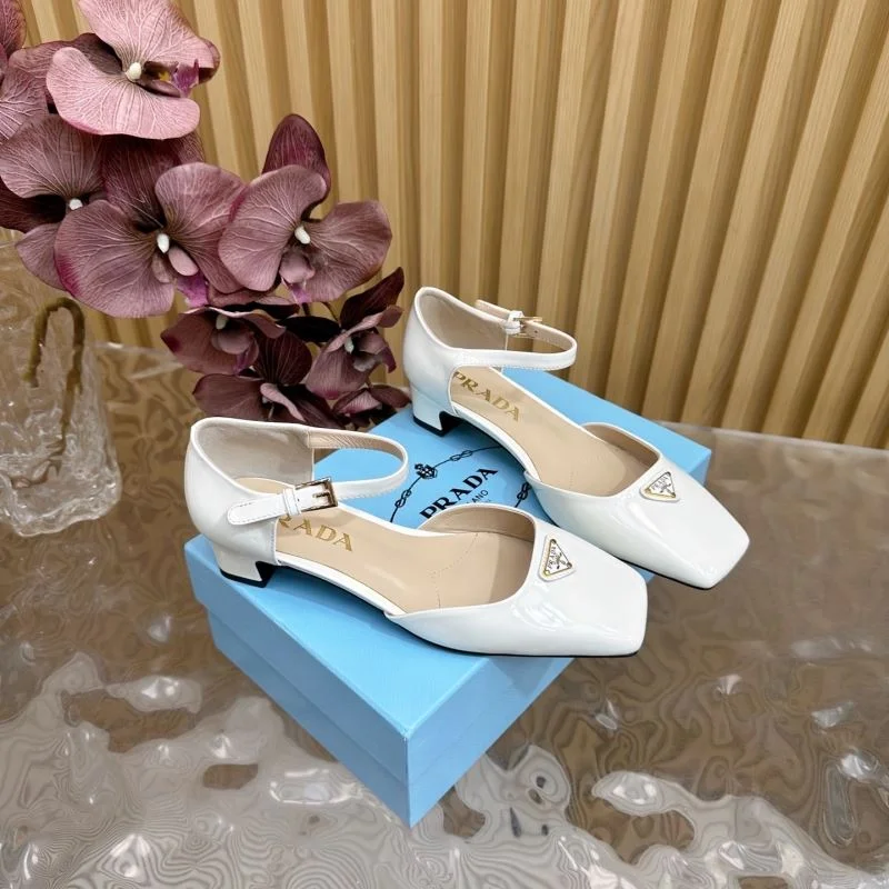 Prada Sandals Youthful 35054