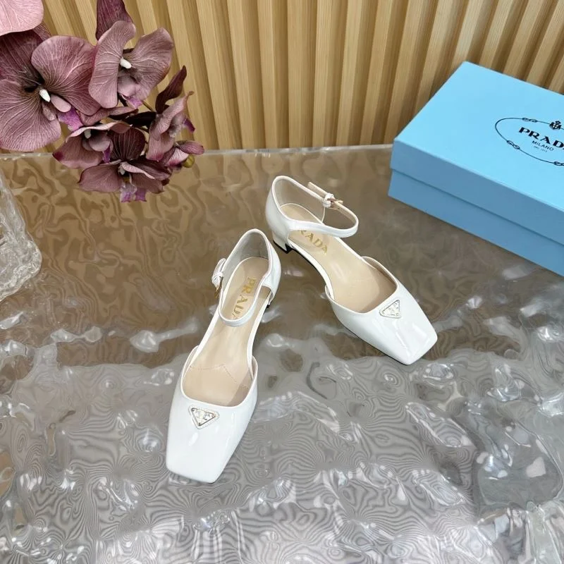 Prada Sandals Youthful 35054