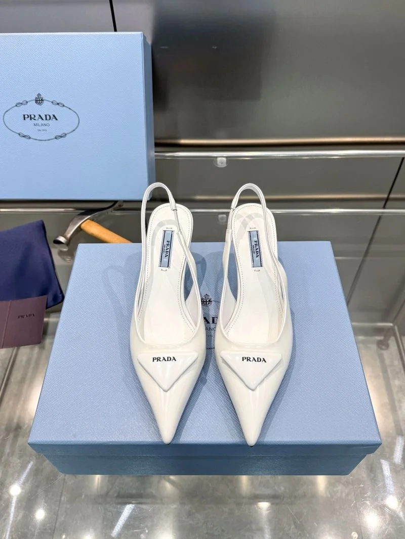 Sleek Prada Sandals 35039