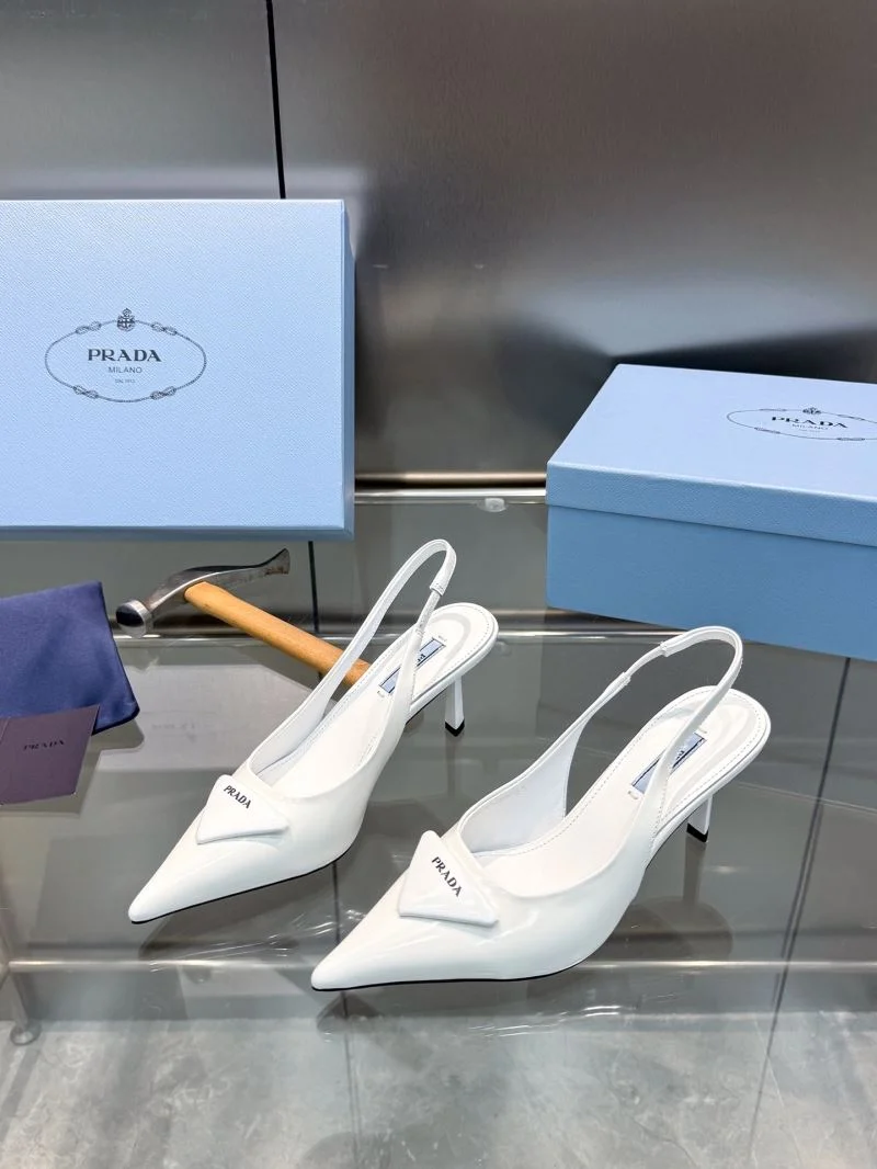 Sleek Prada Sandals 35039
