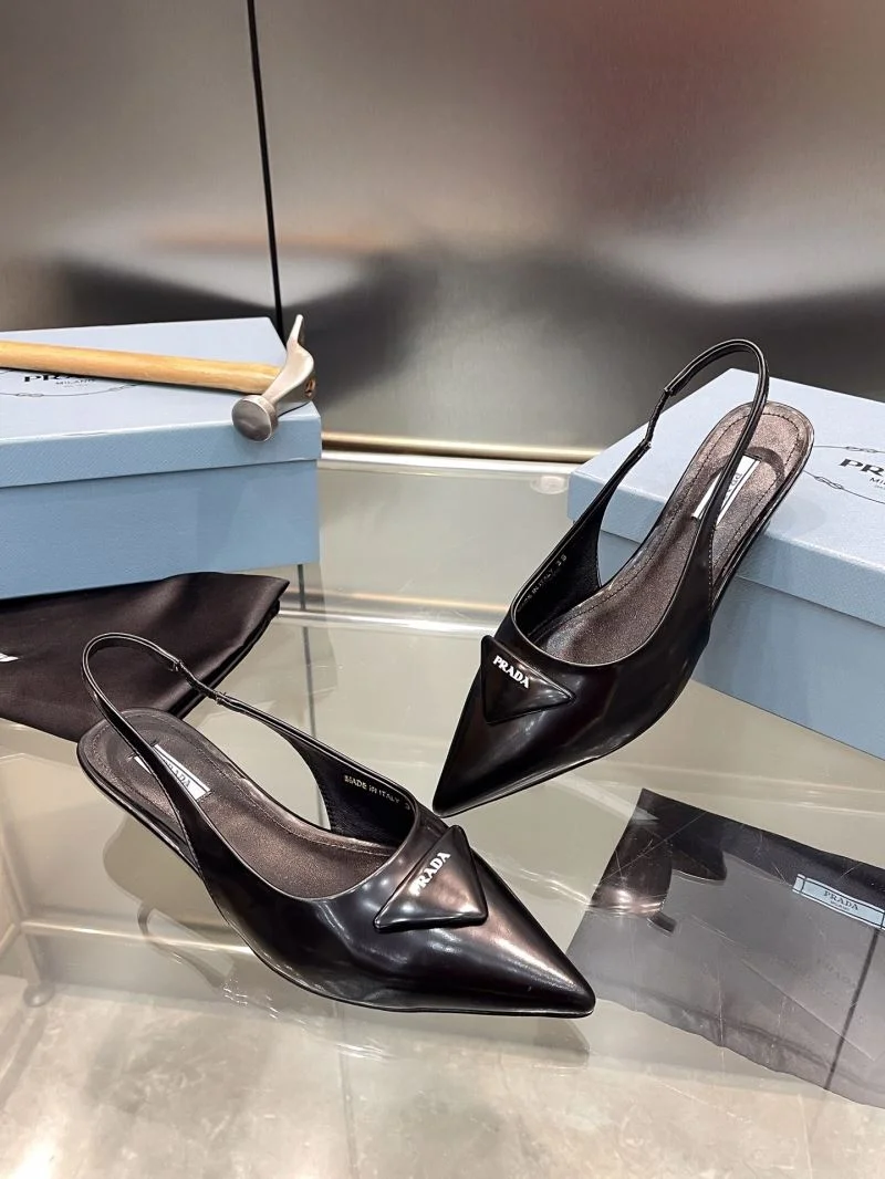 FashionForward Prada Sandals 35024