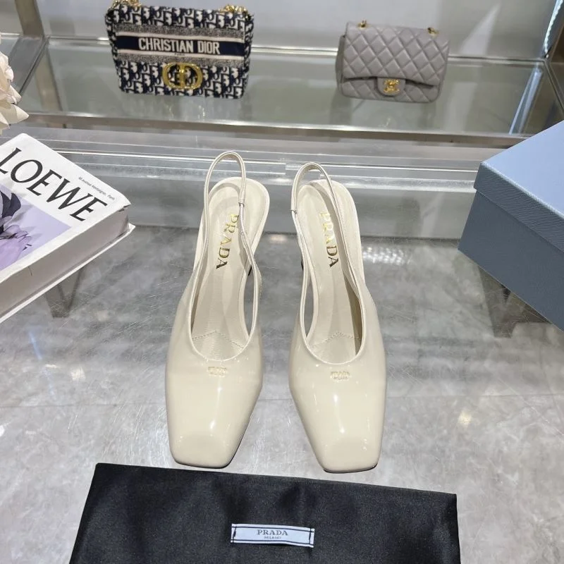 Prada Sandals Trendsetting 35020