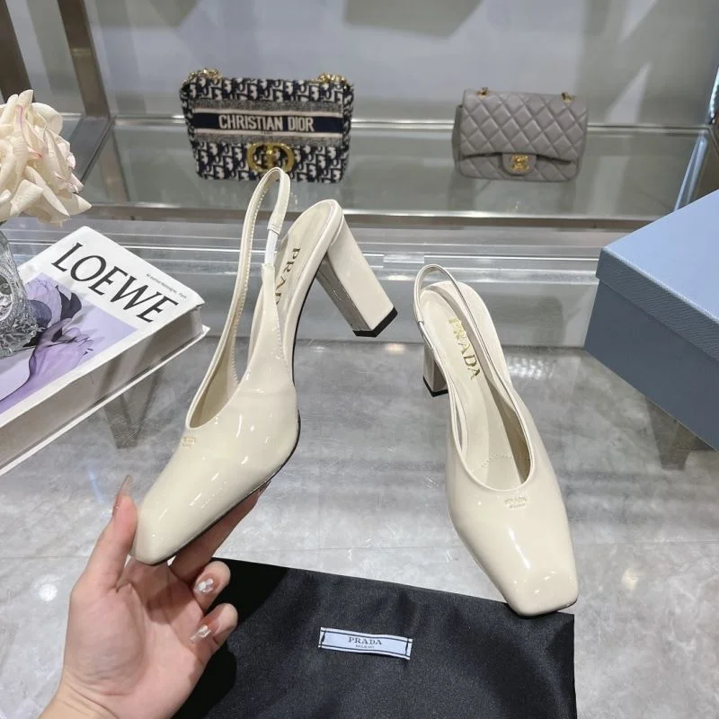 Prada Sandals Trendsetting 35020