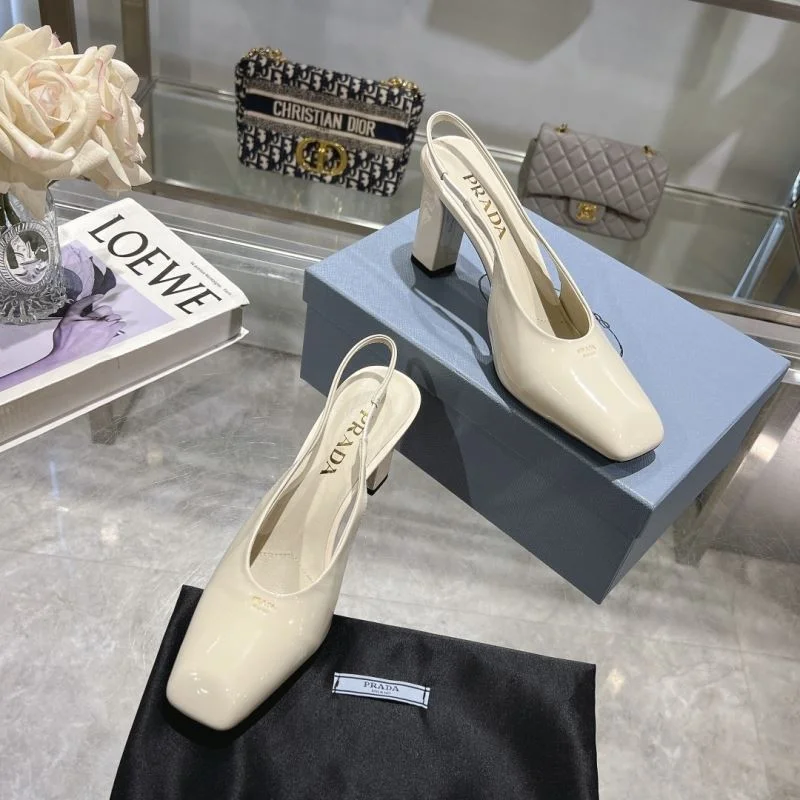 Prada Sandals Trendsetting 35020