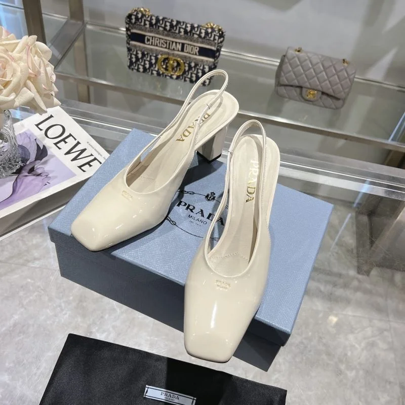 Prada Sandals Trendsetting 35020