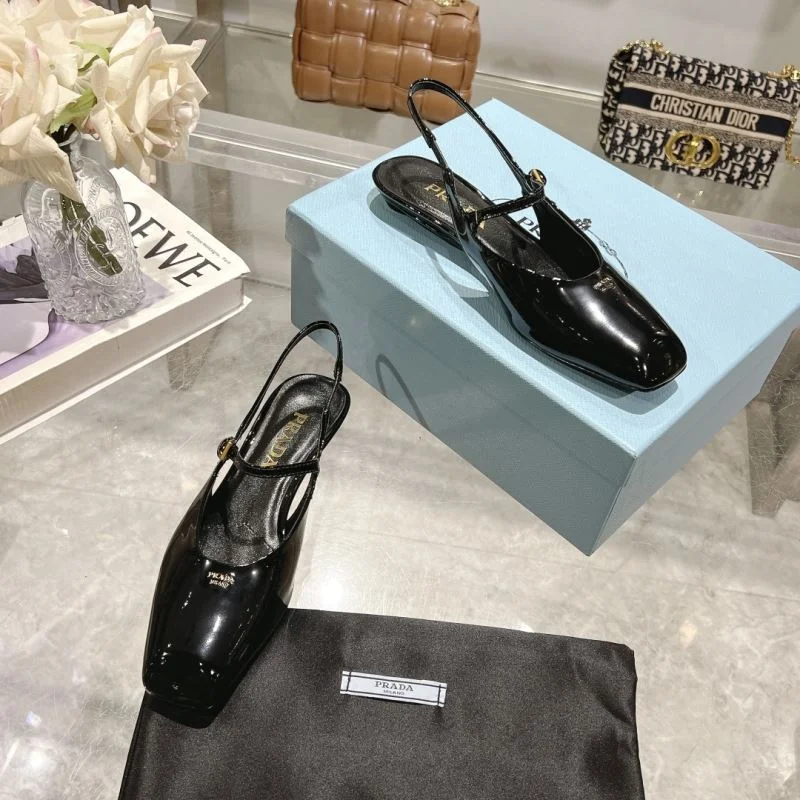 Prada Sandals UrbanStyle 35019