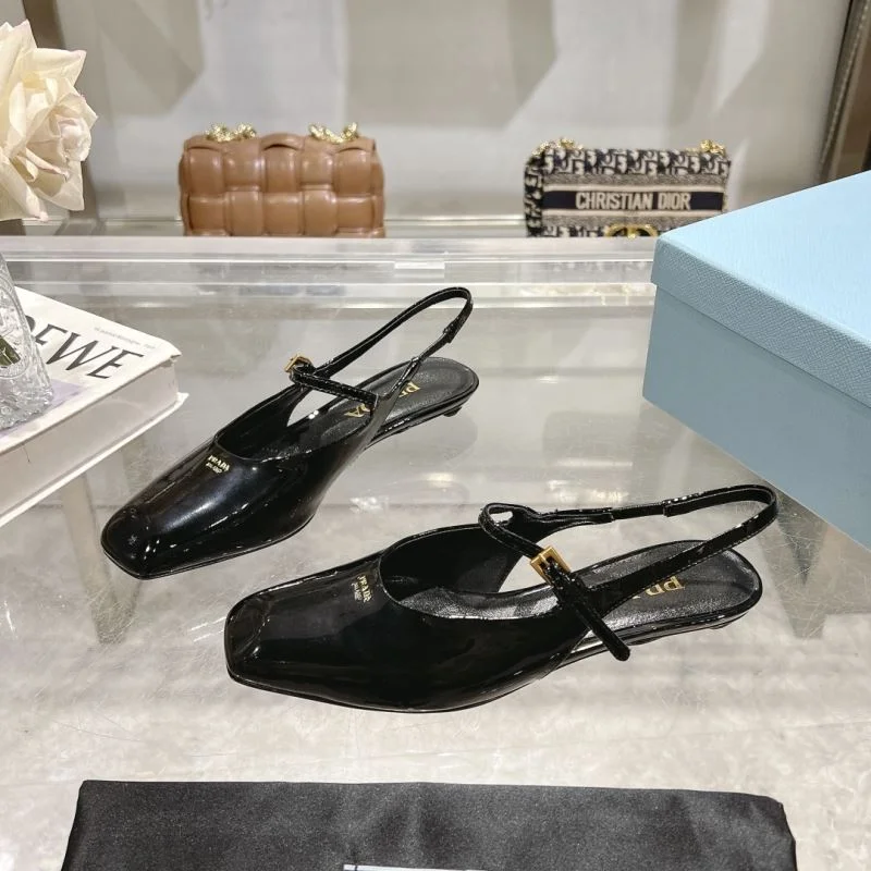 Prada Sandals UrbanStyle 35019