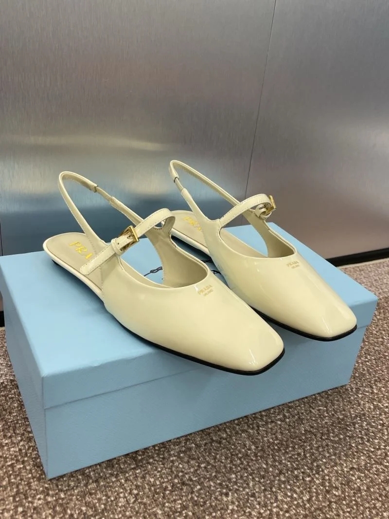 Durable Prada Sandals 35041