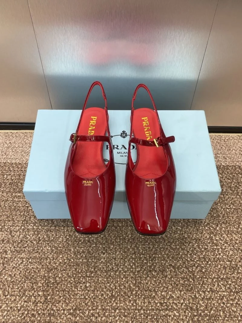Sleek Prada Sandals 35022