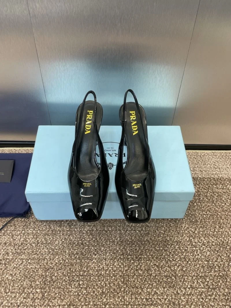Prada Sandals Unisex 35026
