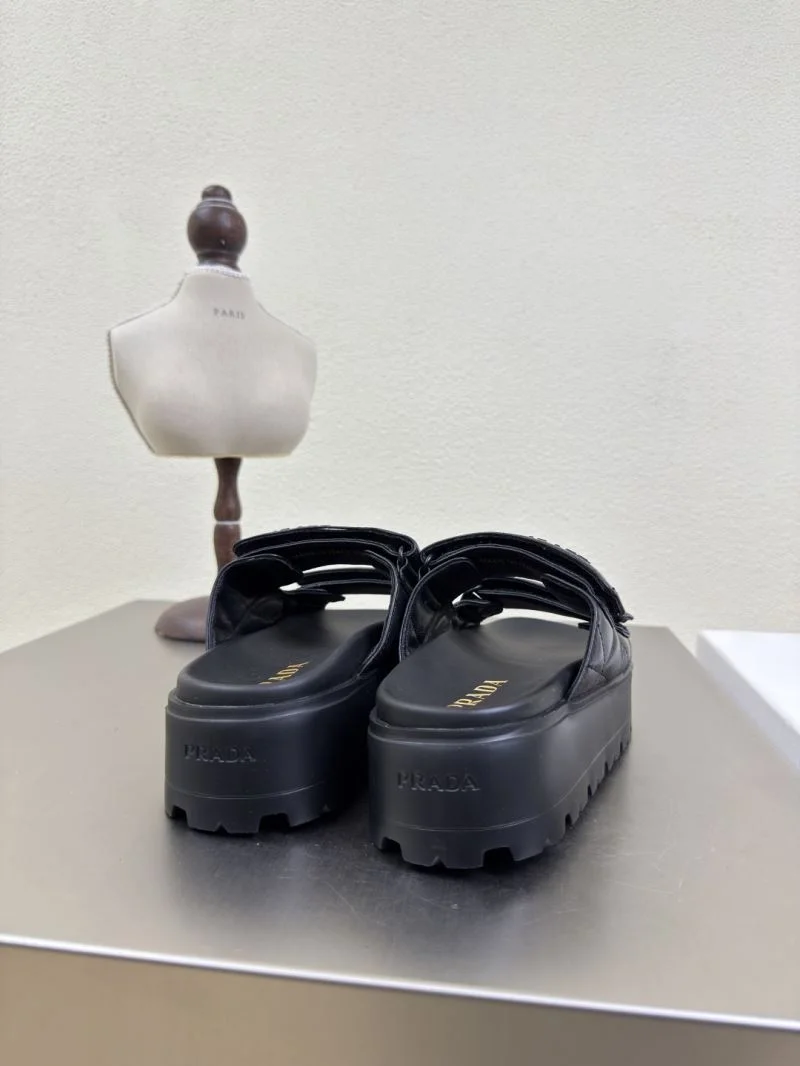 Prada Sandals Comfortable 35015