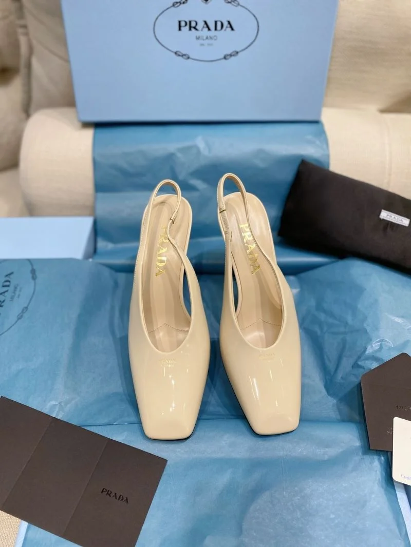 Trendsetting Prada Sandals 34727