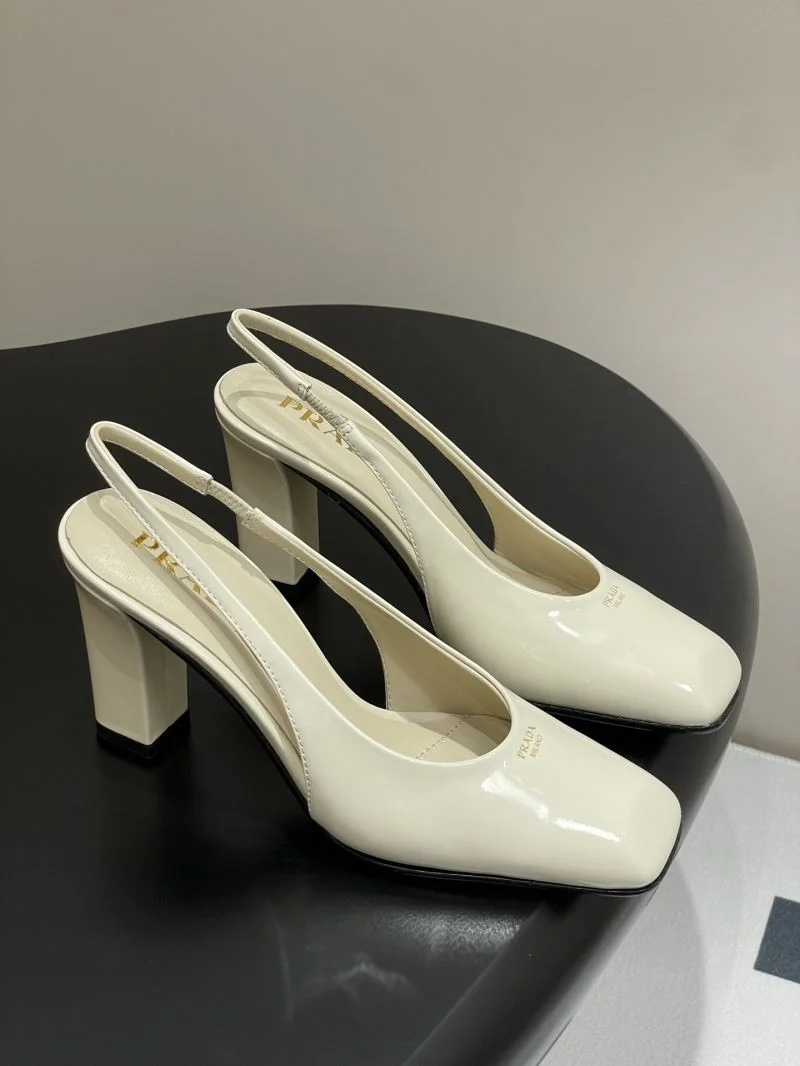 Comfortable Prada Sandals 34724