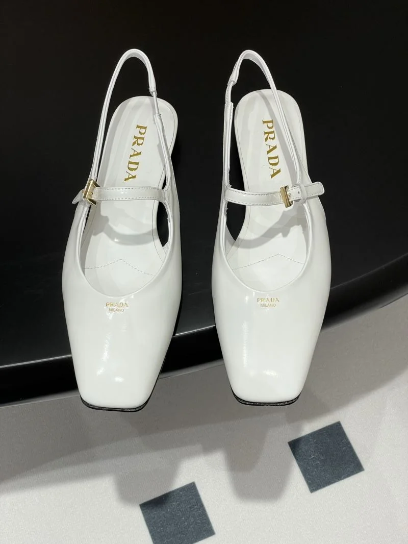 Flexible Prada Sandals 34719