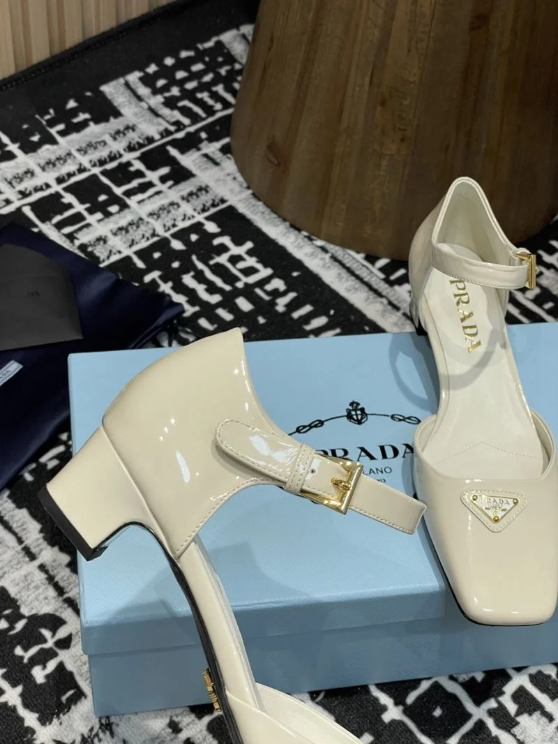 Prada Sandals Versatile 34706