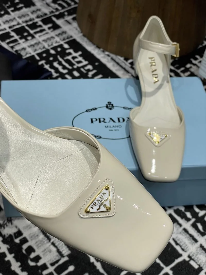 Prada Sandals Versatile 34706