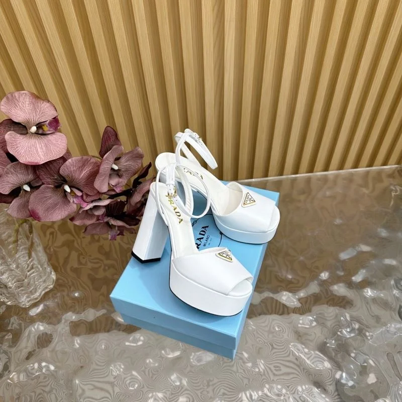 Durable Prada Sandals 34687