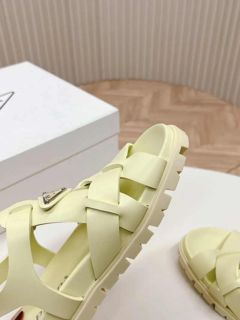 Prada Sandals Bold 34670