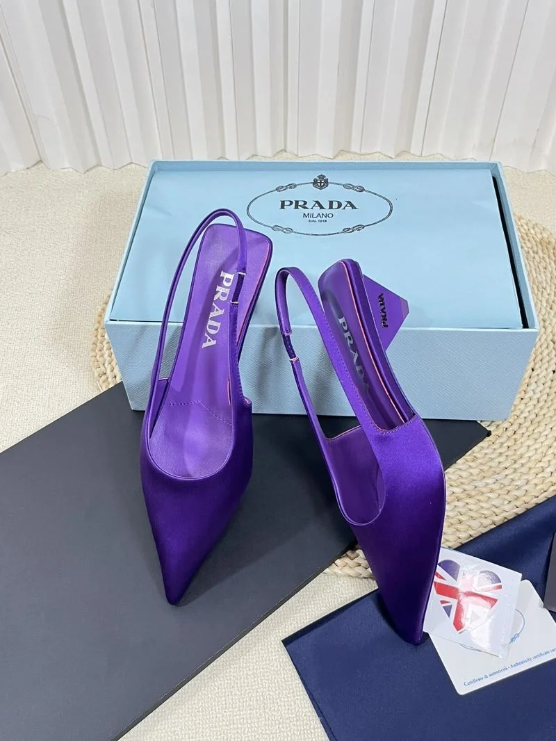 Durable Prada Sandals 34646
