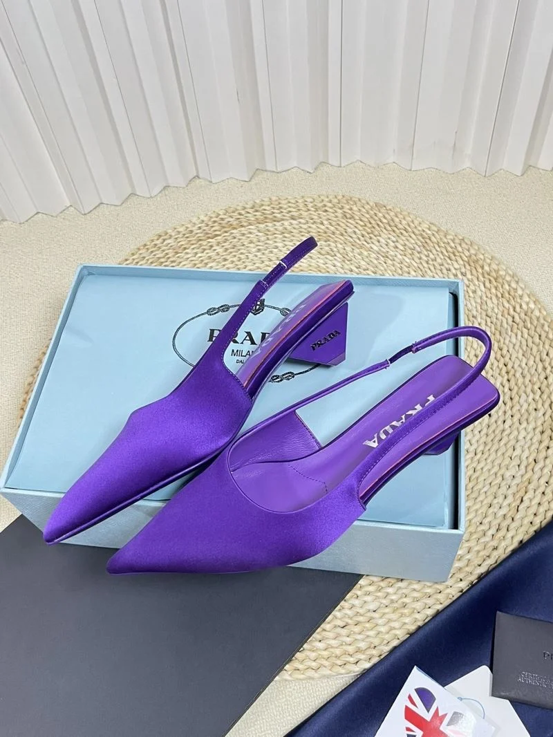 Durable Prada Sandals 34646