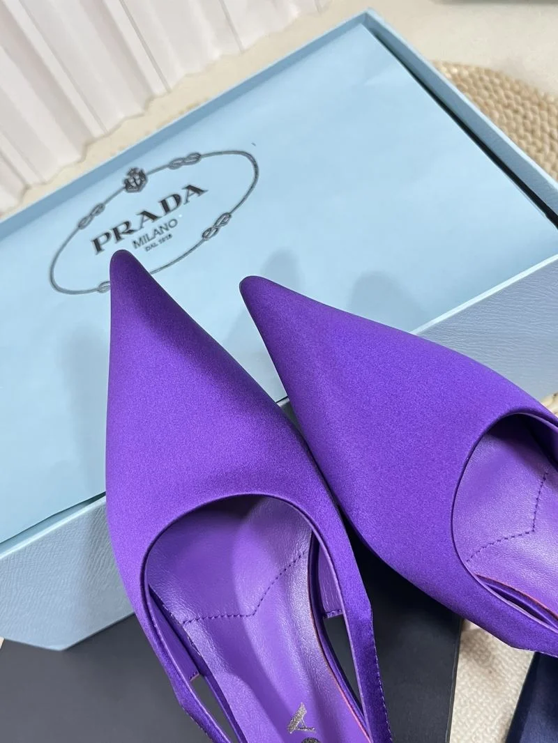 Durable Prada Sandals 34646