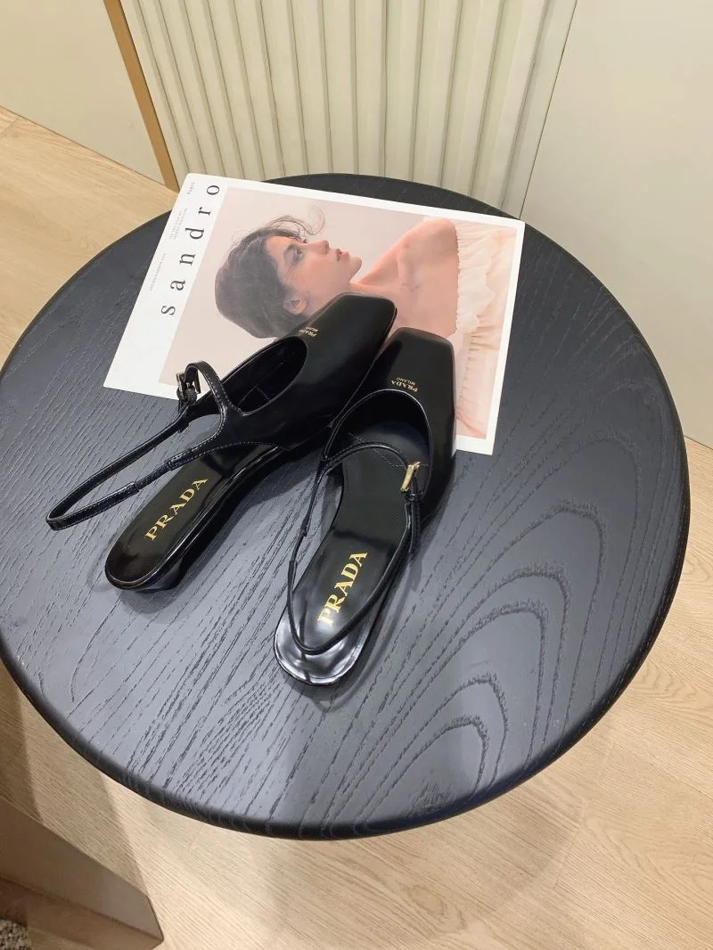 Prada Sandals Soft 34122