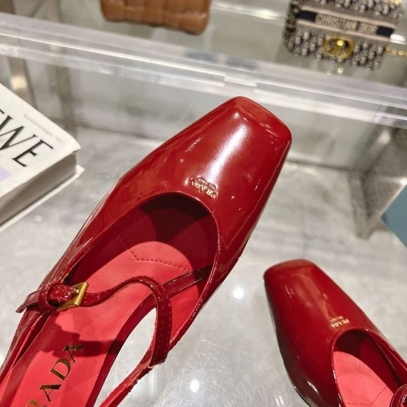 Prada Sandals MultiPurpose 34111