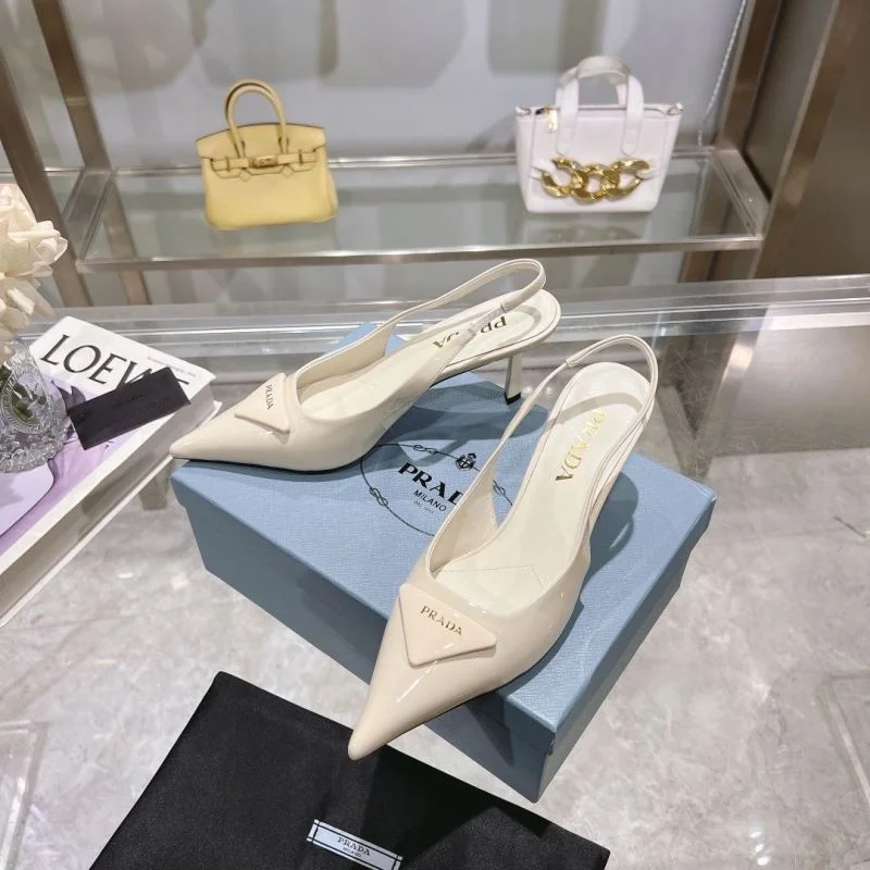 Supportive Prada Sandals 34100