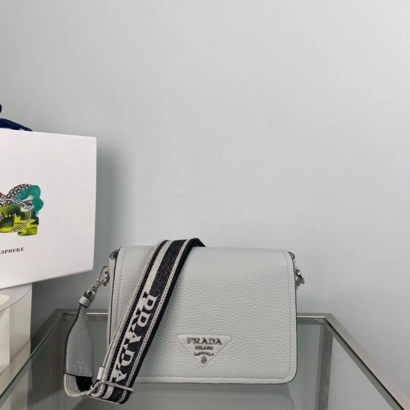 Prada Satchel Bags FreshLook 75122