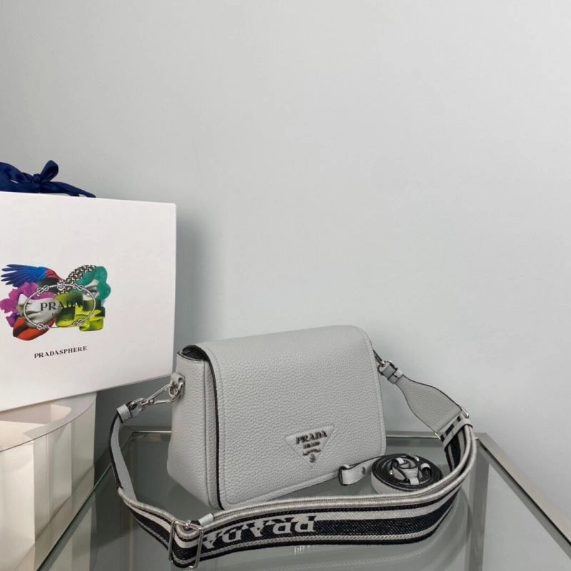 Prada Satchel Bags FreshLook 75122
