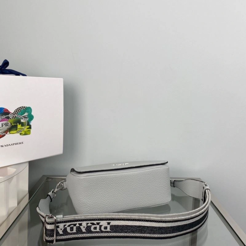 Prada Satchel Bags FreshLook 75122