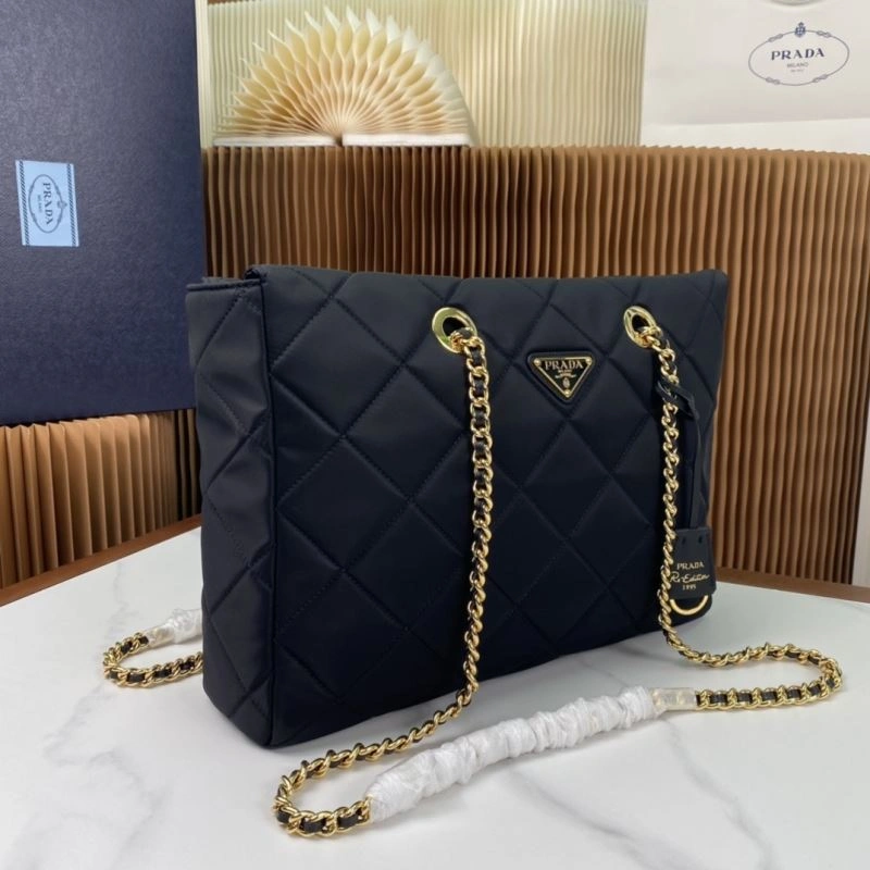 Prada Satchel Bags Attractive 75114