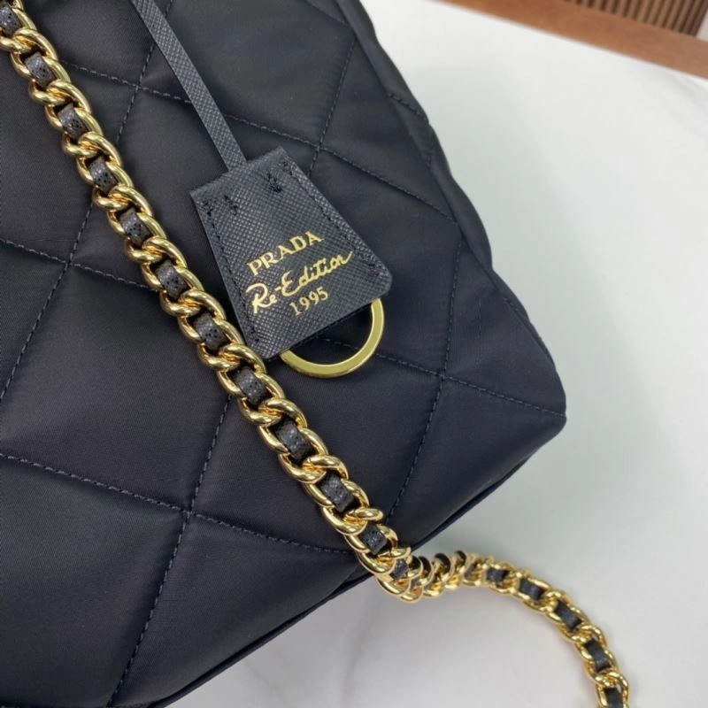 Prada Satchel Bags Attractive 75114