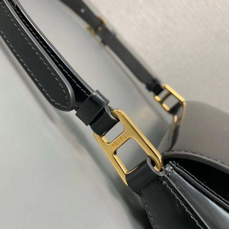 Breathable Prada Satchel Bags 75109