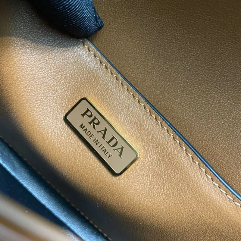 OdorResistant Prada Satchel Bags 75102
