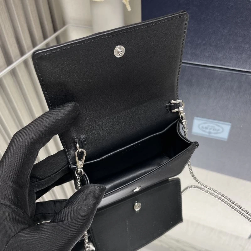 Sophisticated Prada Satchel Bags 75037