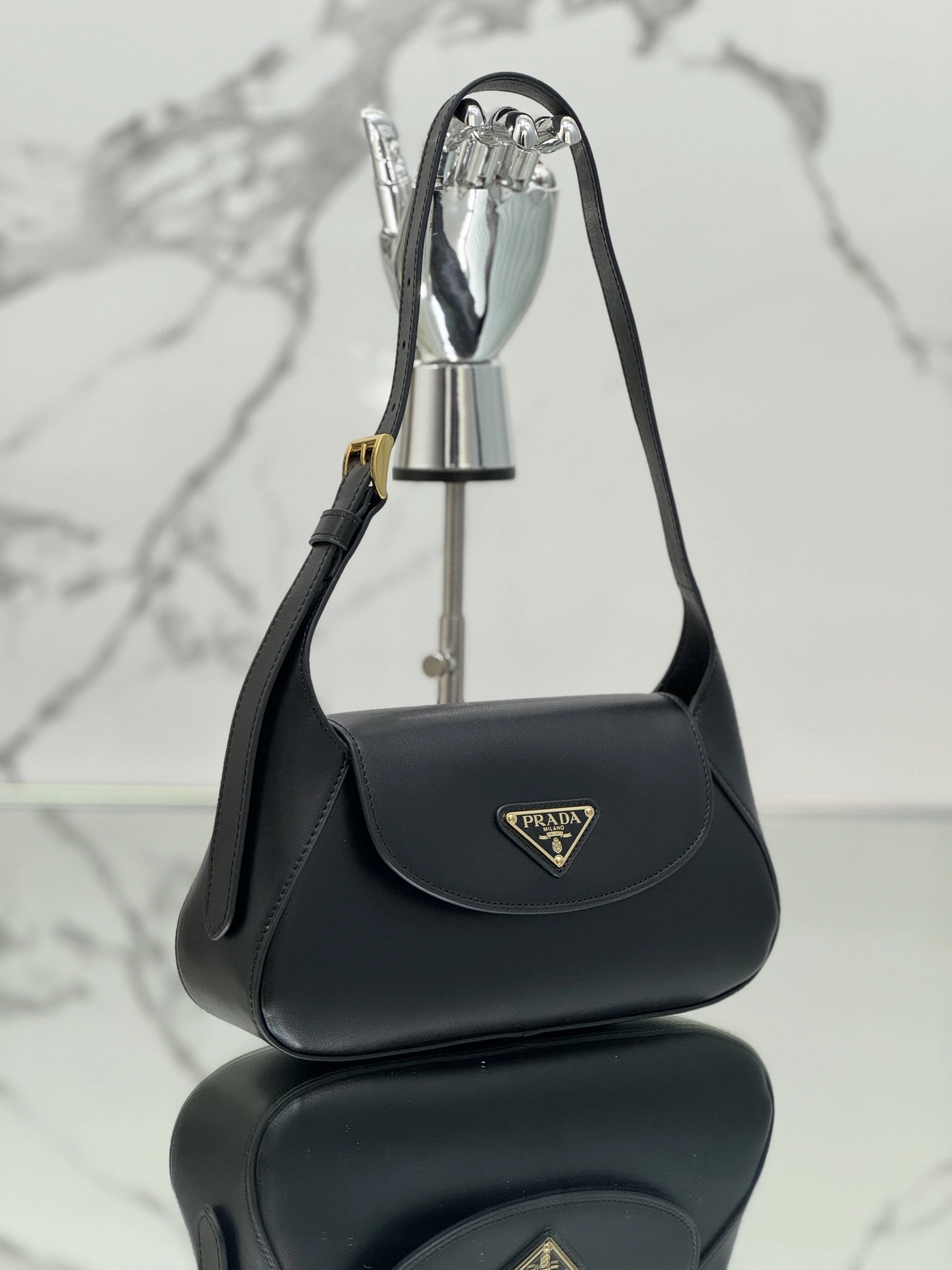 Durable Prada Satchel Bags 73677