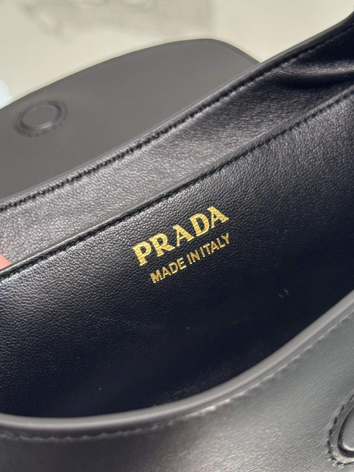 Durable Prada Satchel Bags 73677