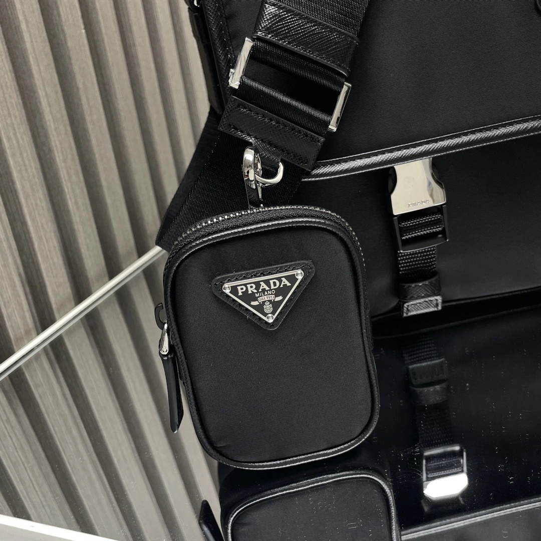 Minimalist Prada Satchel Bags 71694