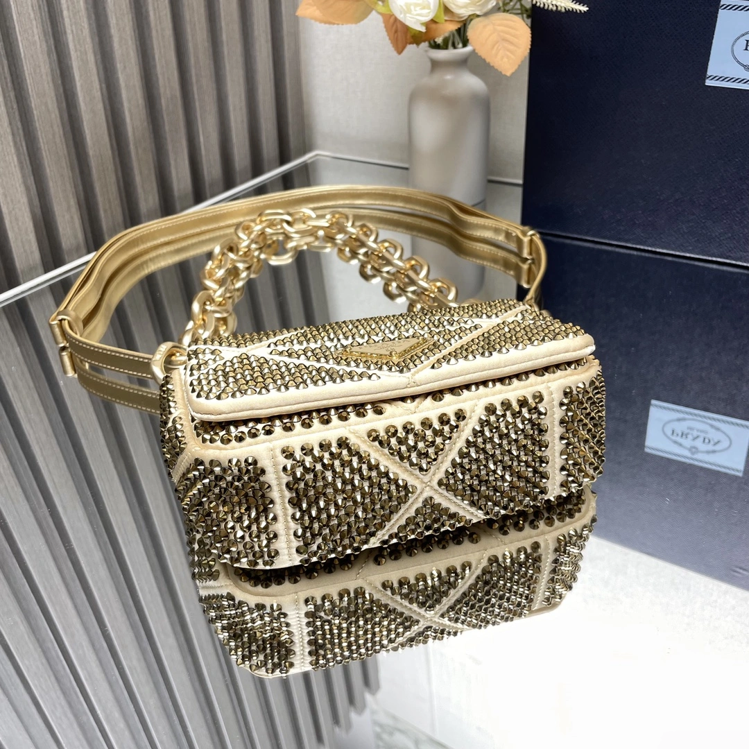 Prada Satchel Bags Minimalist 71652
