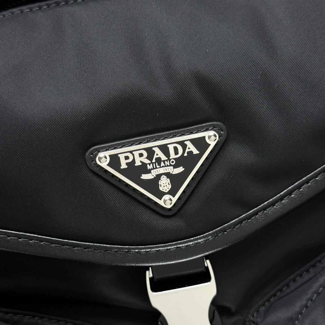 Prada Satchel Bags Compact 71662