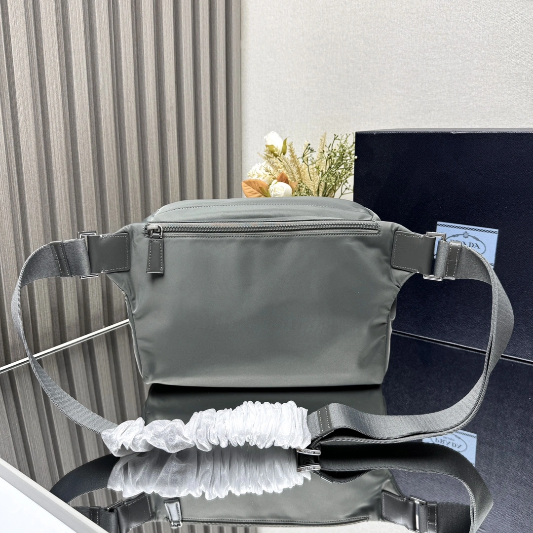 Prada Satchel Bags Casual 71712