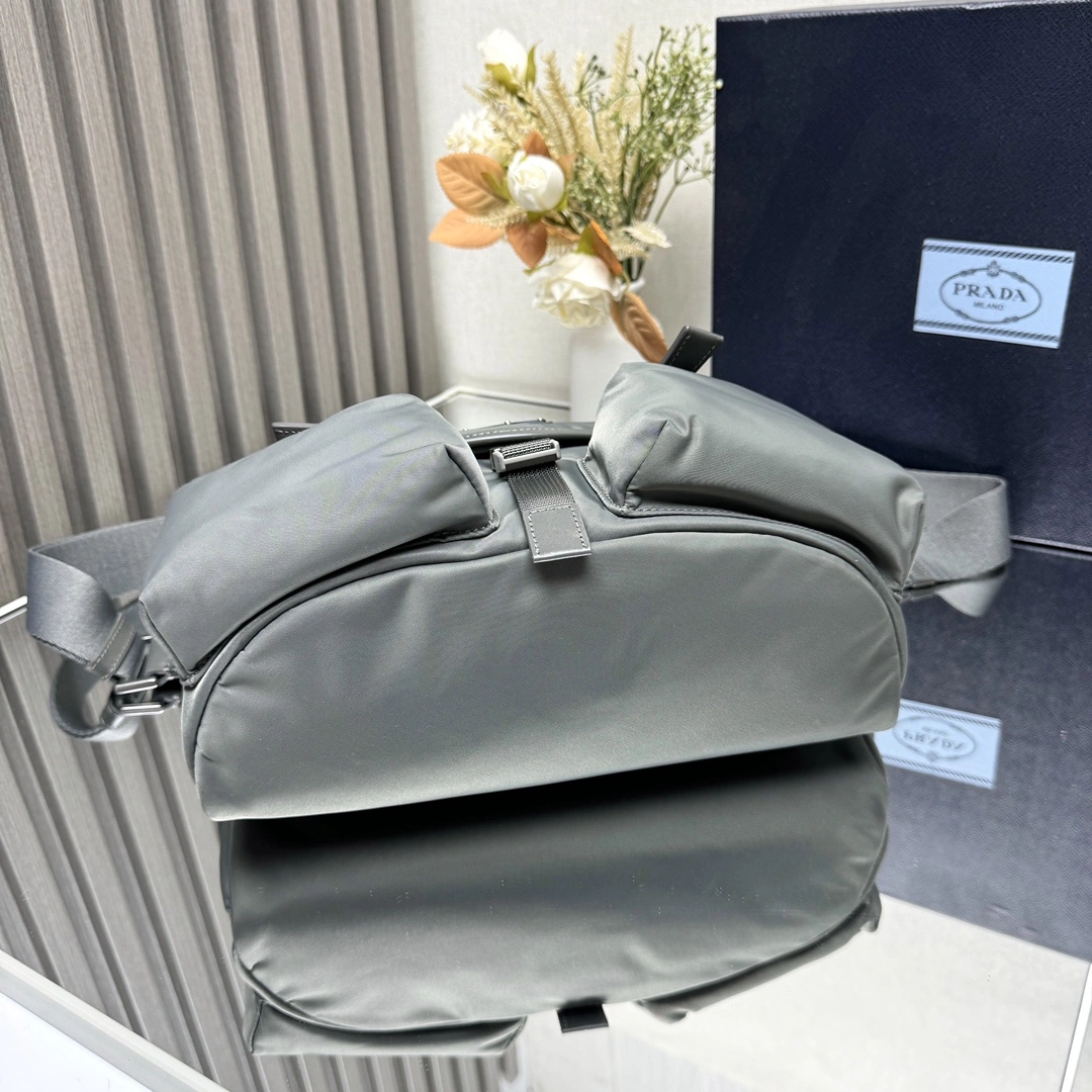Prada Satchel Bags Casual 71712