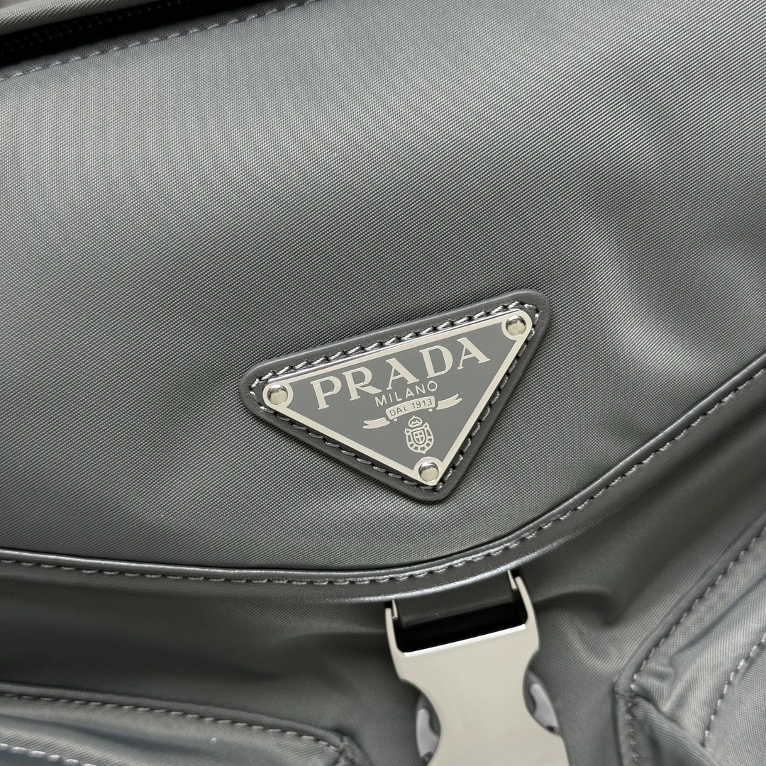 Prada Satchel Bags Casual 71712