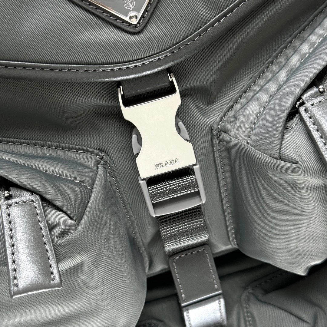 Prada Satchel Bags Casual 71712