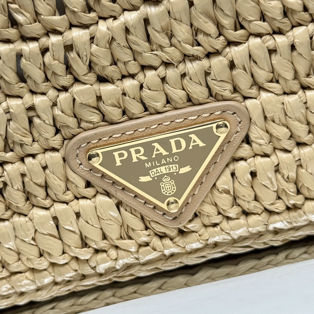 Lightweight Prada Satchel Bags 71650
