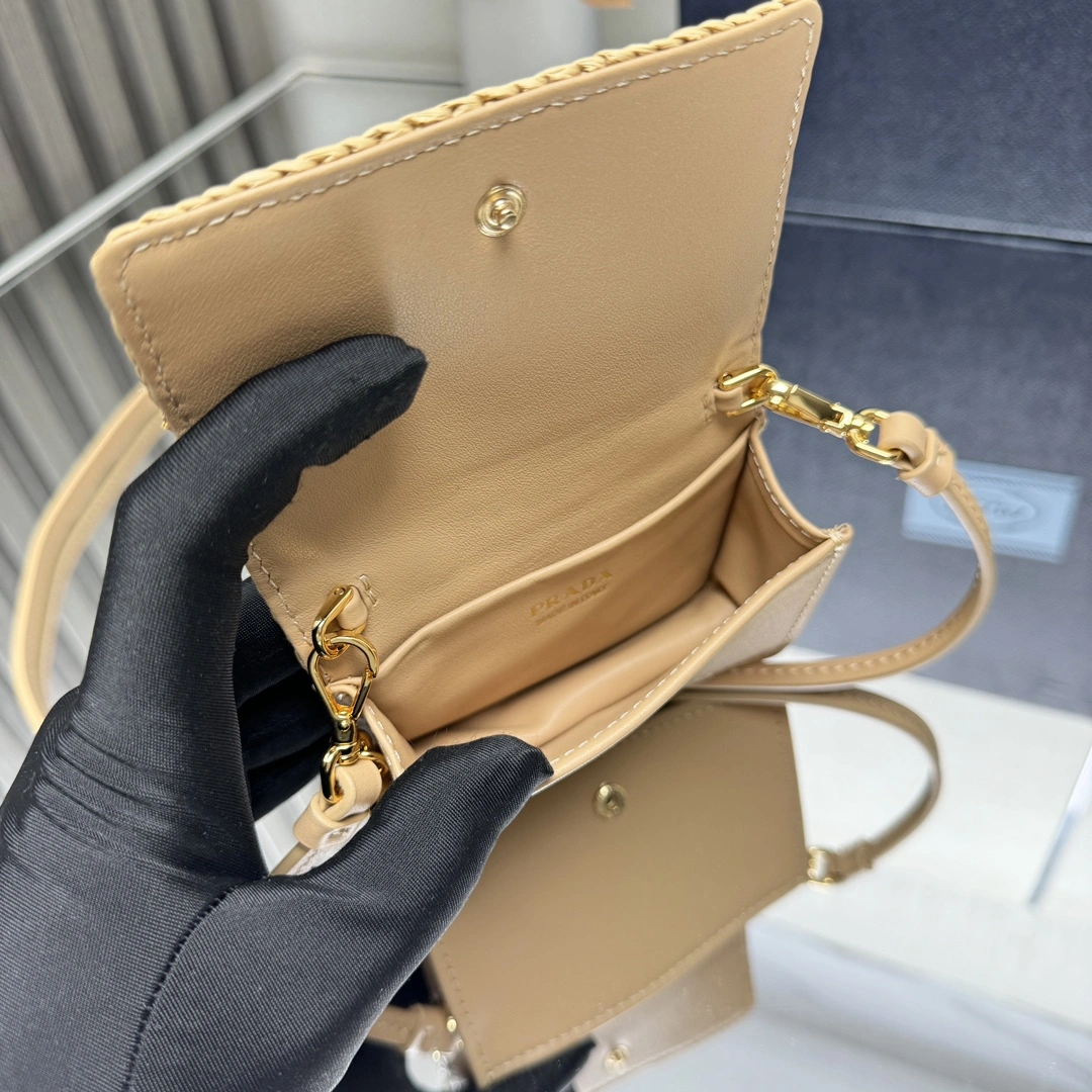 Lightweight Prada Satchel Bags 71650