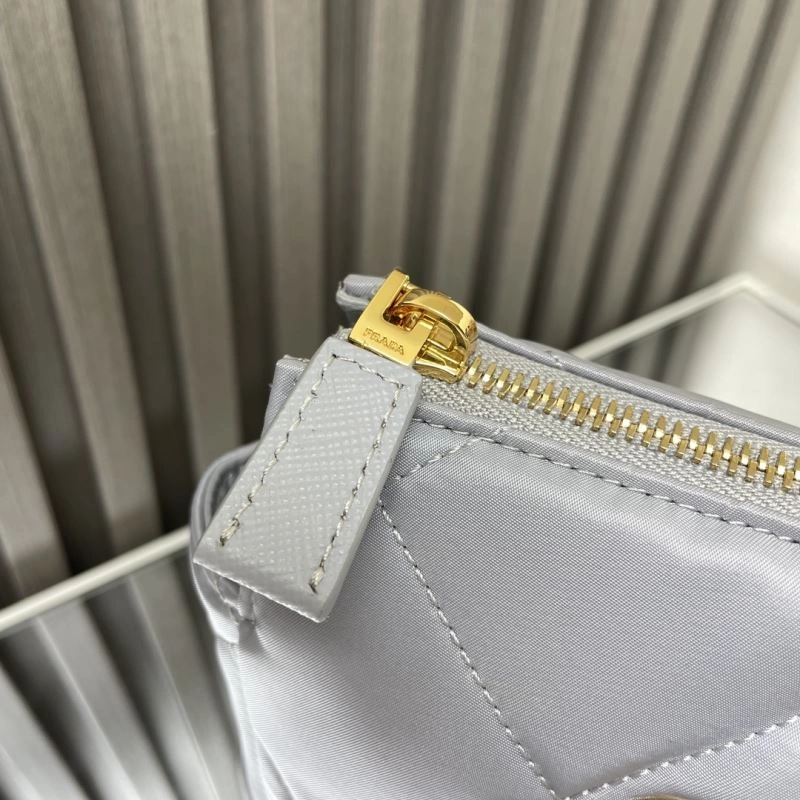 Prada Satchel Bags Breathable 66564