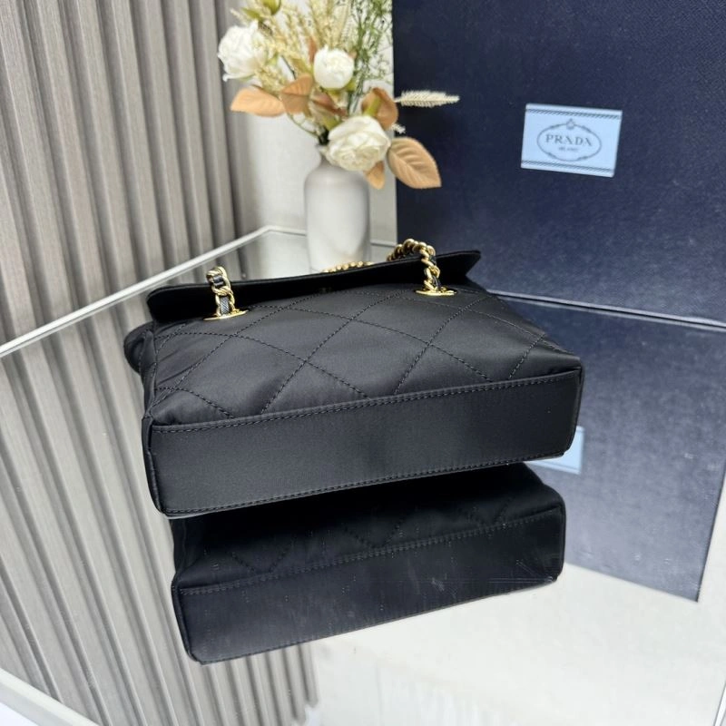 Functional Prada Satchel Bags 60819